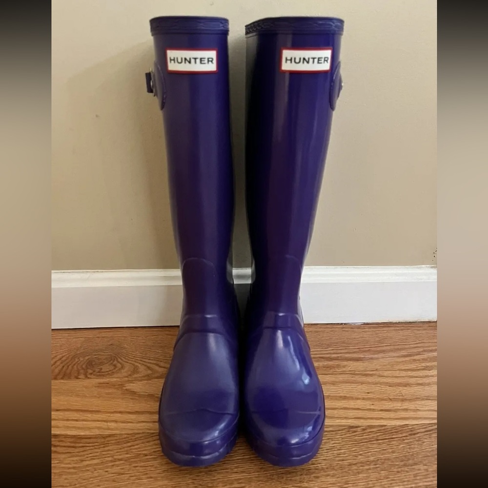 Women’s Hunter Wellington Original Tall Rain Boots Purple Size 4M/5F